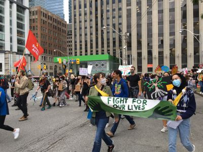 Students lead climate strike in Toronto